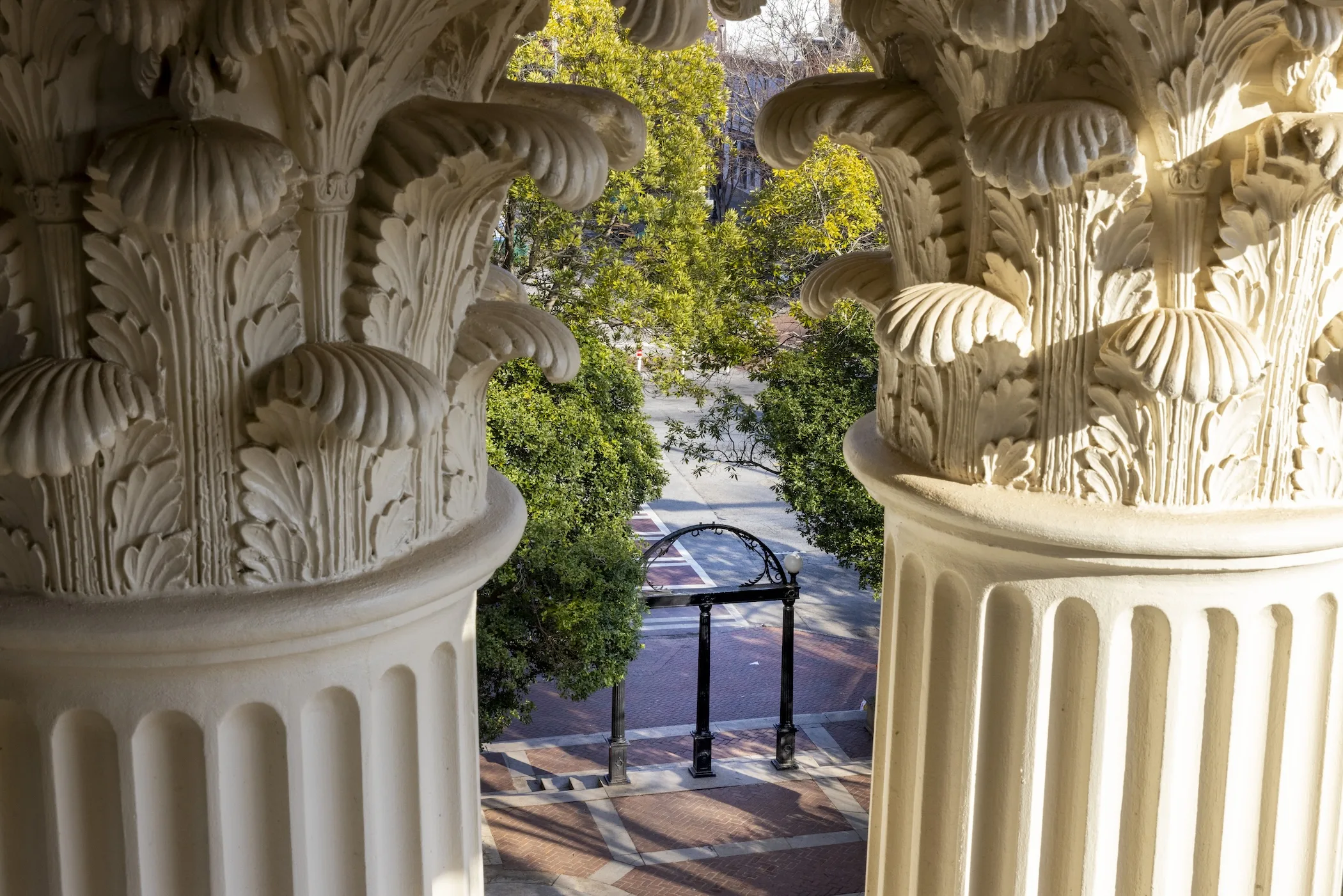 The Arch in view of the Holmes-Hunter Academic Building (Photo by Dorothy Kozlowski/UGA)