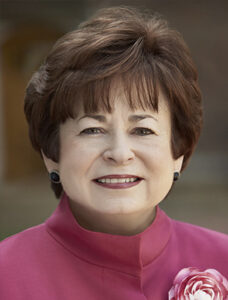 Maxine Clark headshot