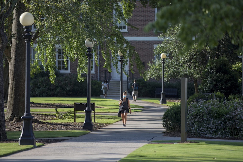 Jaclyn Bennett walking on North Campus on the first day of classes.