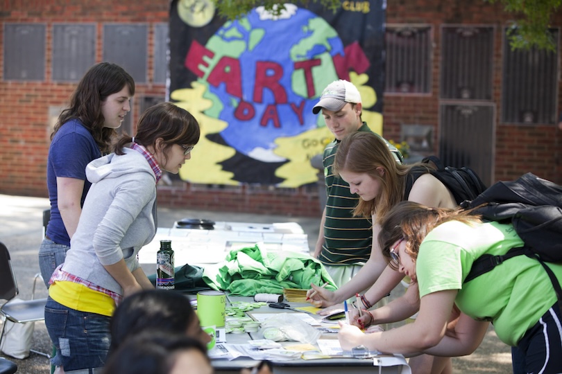 Earth Day Fair in 2010 at Tate Plaza (Photo by Andrew Davis Tucker/UGA)