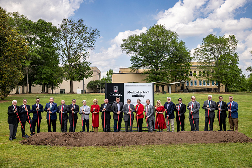 UGA officials and state dignitaries mark the groundbreaking of the new medical education and research building for the School of Medicine on the Health Sciences Campus in Athens. (Photo by Dorothy Kozlowski/UGA)